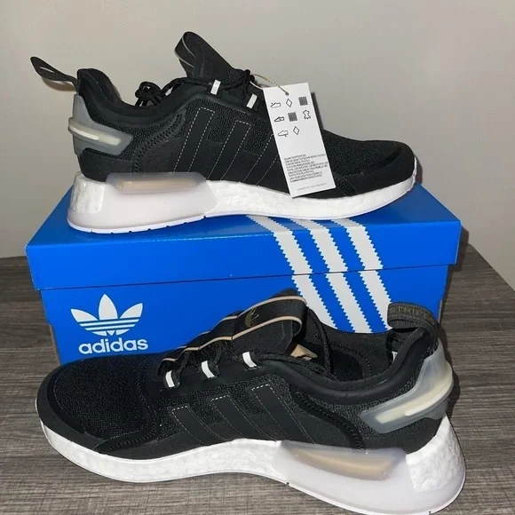 COPY - 🆕Women’s Adidas NMD V3 Size 9 NIB - Picture 7 of 11